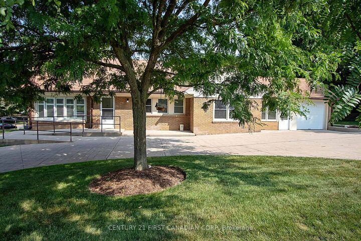 459 Riverside Drive — photo 1