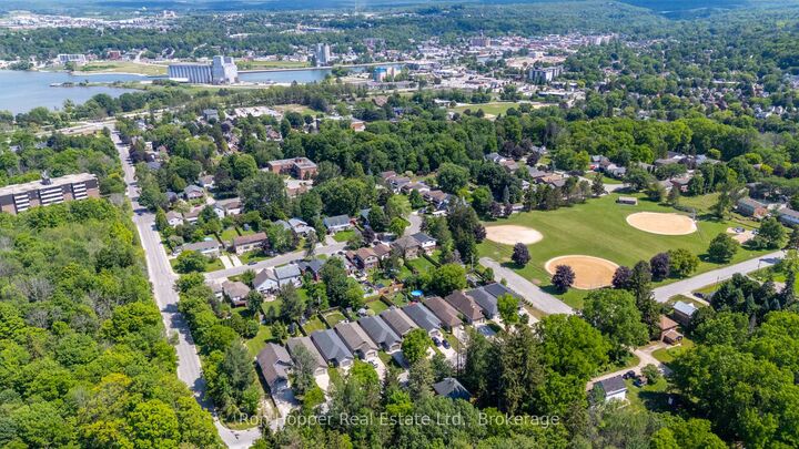 Property Photo:  1895 8th Avenue W  ON N4K 0A7 