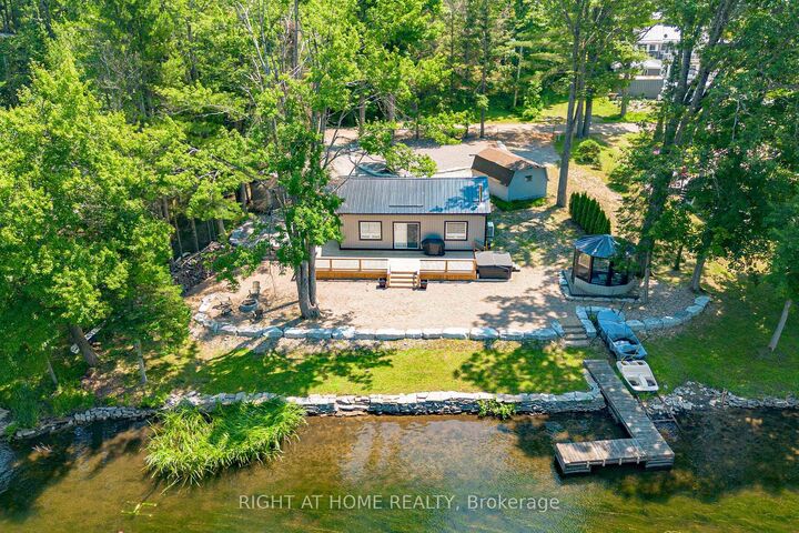 11 Little Bay Drive — photo 1