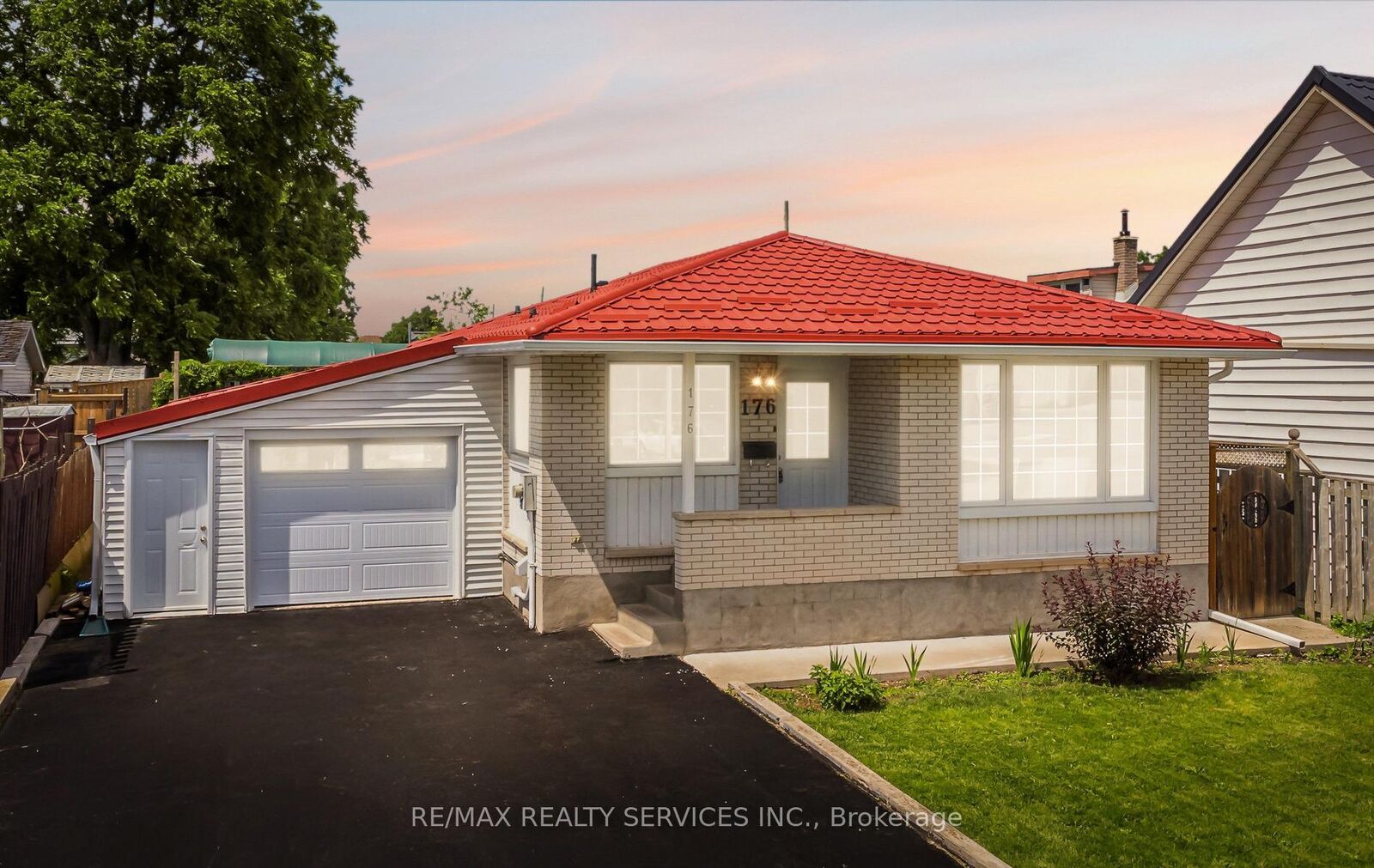 Property Photo:  176 Samuelson Street  ON N1R 1K3 