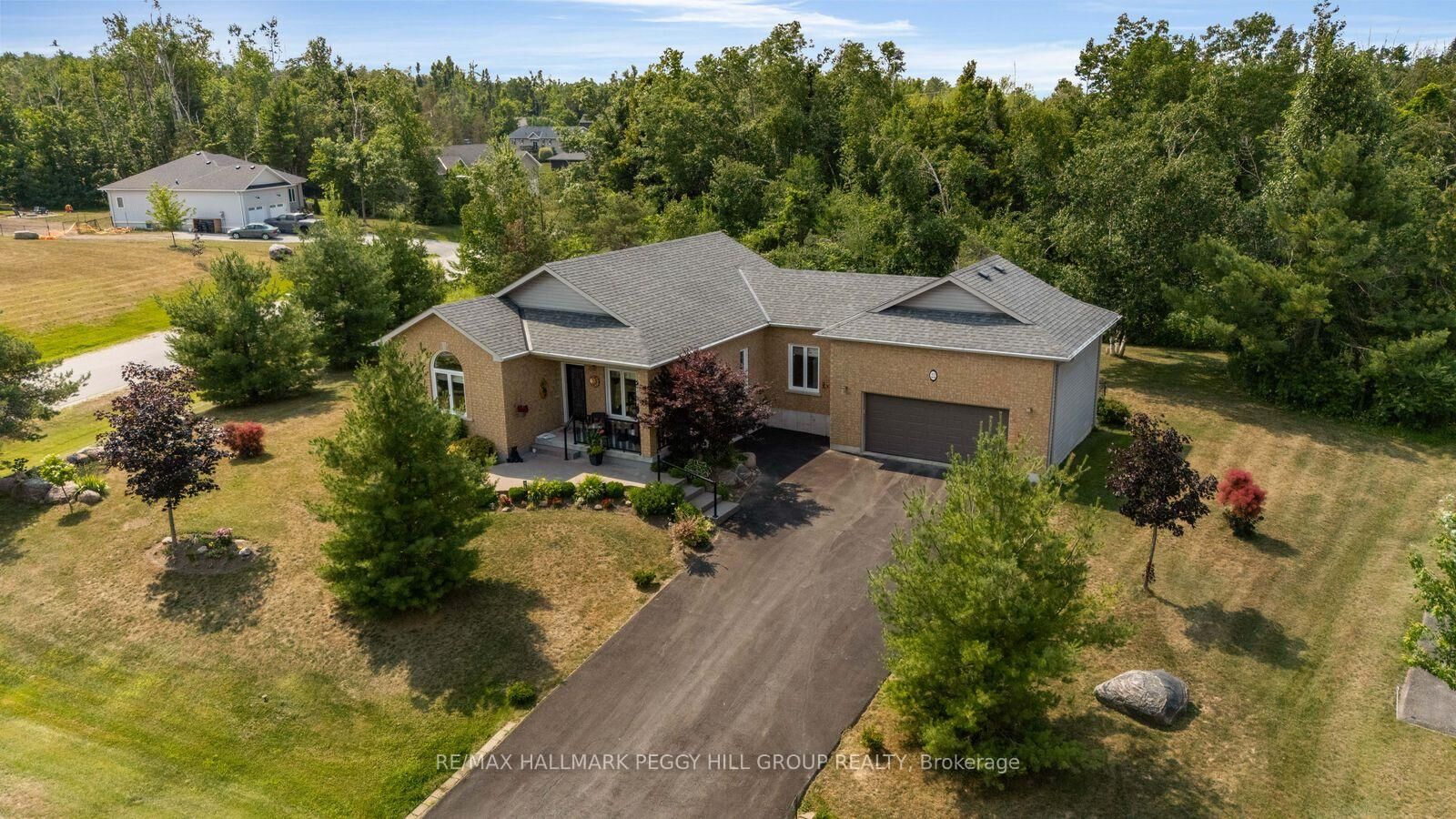 Property Photo: 22 Bachly Avenue ON L0K 1N0