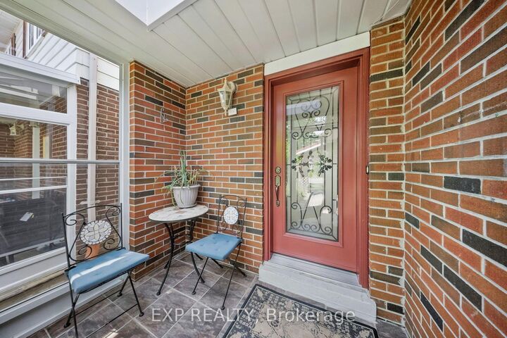 Property Photo:  171 Simonston Boulevard  ON L3T 4M1 