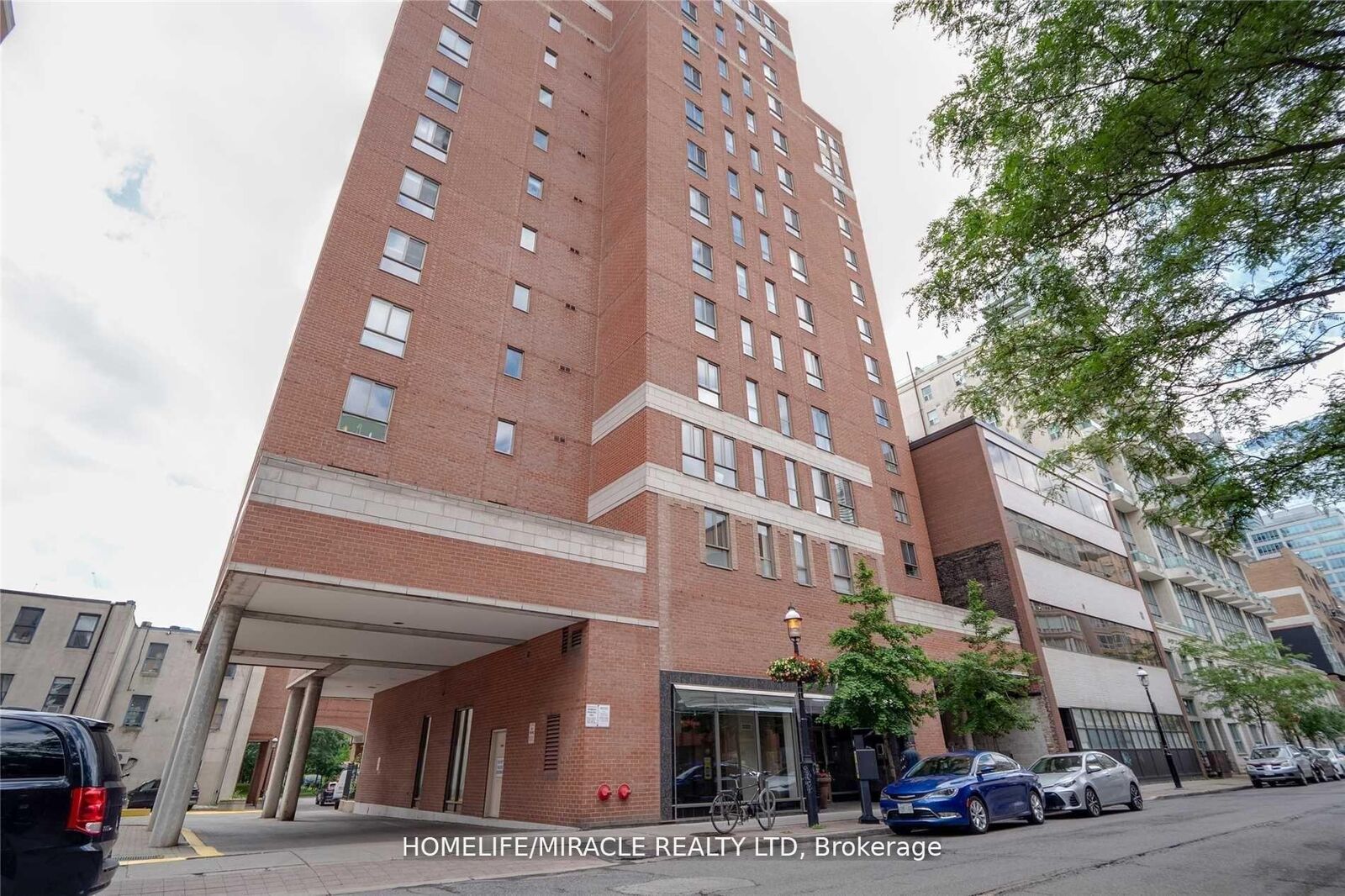 Property Photo: 95 Lombard Street 605 ON M5C 2V3