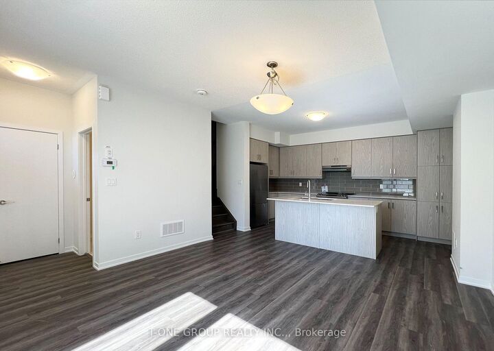 Property Photo:  90 Honeycrisp Crescent Th 362  ON L4K 0N7 