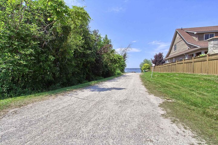Property Photo:  3963 Algonquin Avenue  ON L9S 2M1 
