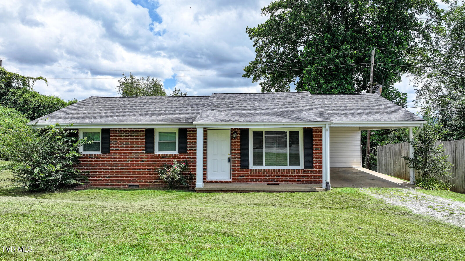 Property Photo: 1085 Rice Lane TN 37642