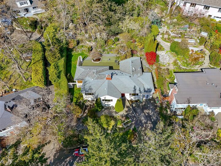 Property Photo: 1184 Clovelly Terr BC V8P 1V6