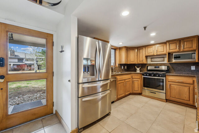 Property Photo: 1450 Deer Valley Dr N UT 84060
