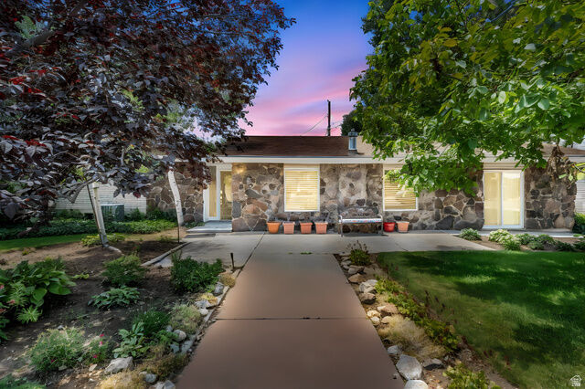Property Photo: 19 N 750 W UT 84057