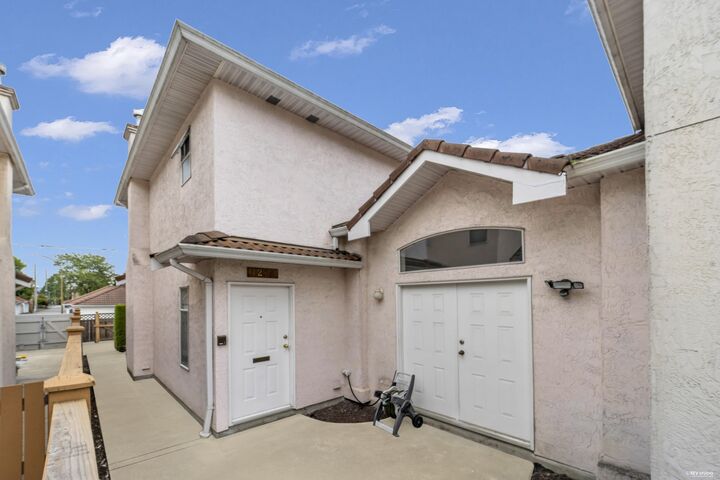 Property Photo:  1268 Nanaimo Street  BC V5L 5C5 
