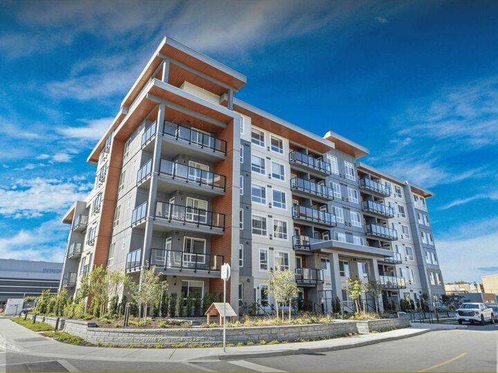 Photo de la propriété:  30494 Cardinal Avenue 612  BC V2V 4J1 