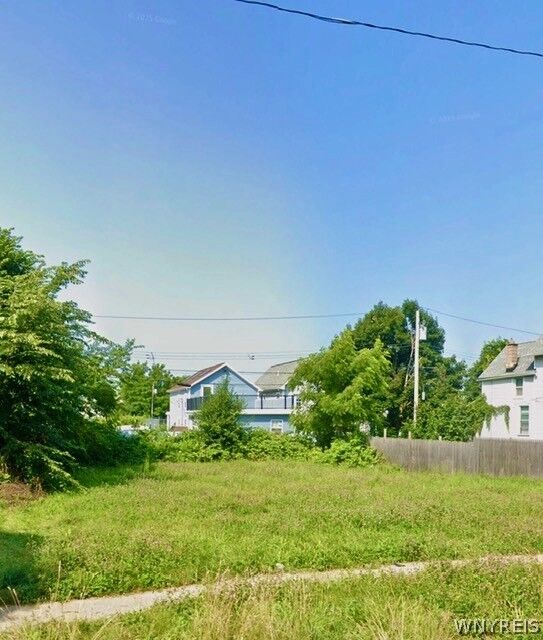 Property Photo: 150-156 West Avenue NY 14201