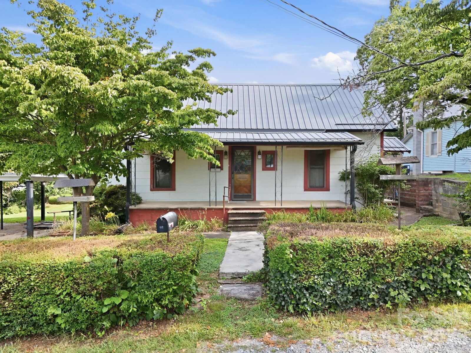 Property Photo:  209 Virginia Avenue  NC 28752 