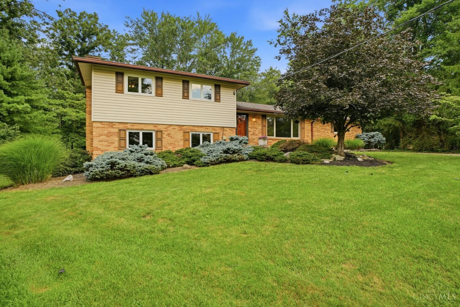 Property Photo:  10789 Kinglet Circle  OH 45249 
