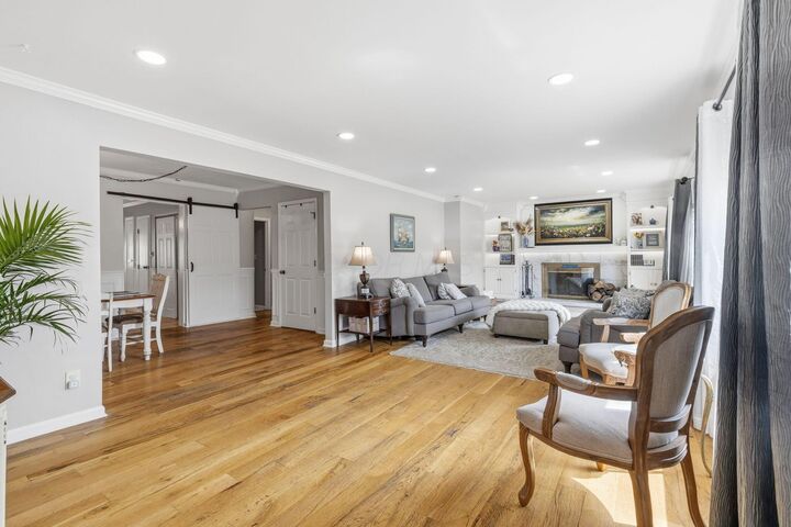 Property Photo: 252 E Broadway Avenue OH 43081