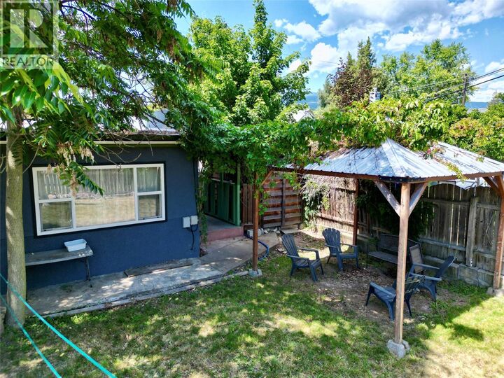 411 7th Avenue — photo 1