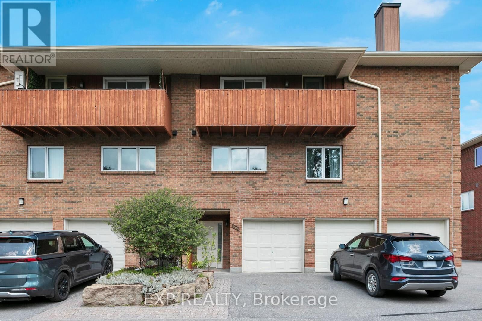 Property Photo: 308 Stratas Court 24 ON K2L 3K6