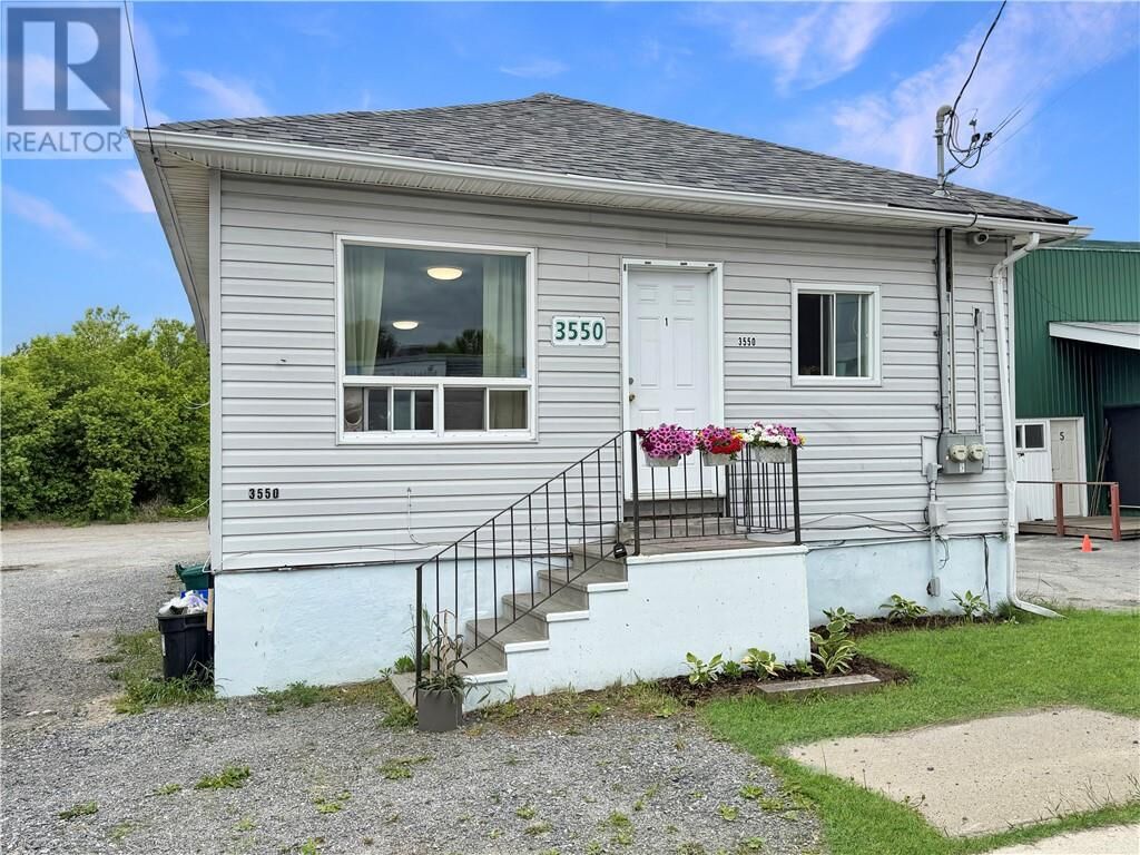 Property Photo:  3550 Errington Avenue  ON P0M 1L0 