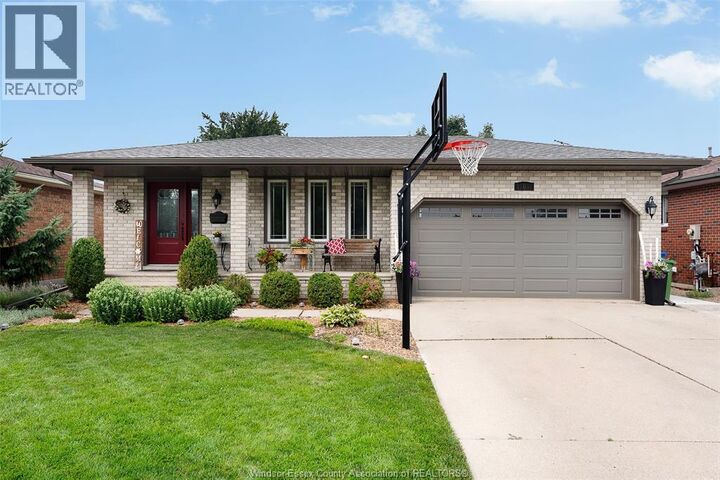 Property Photo: 12057 St. Thomas ON N8N 3V6