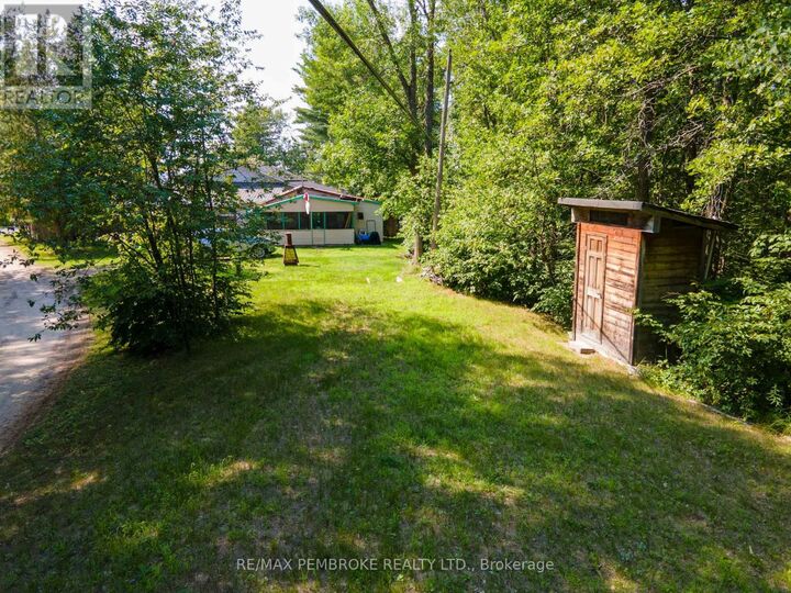 Property Photo: 19B Moores Beach Road ON K0J 2L0