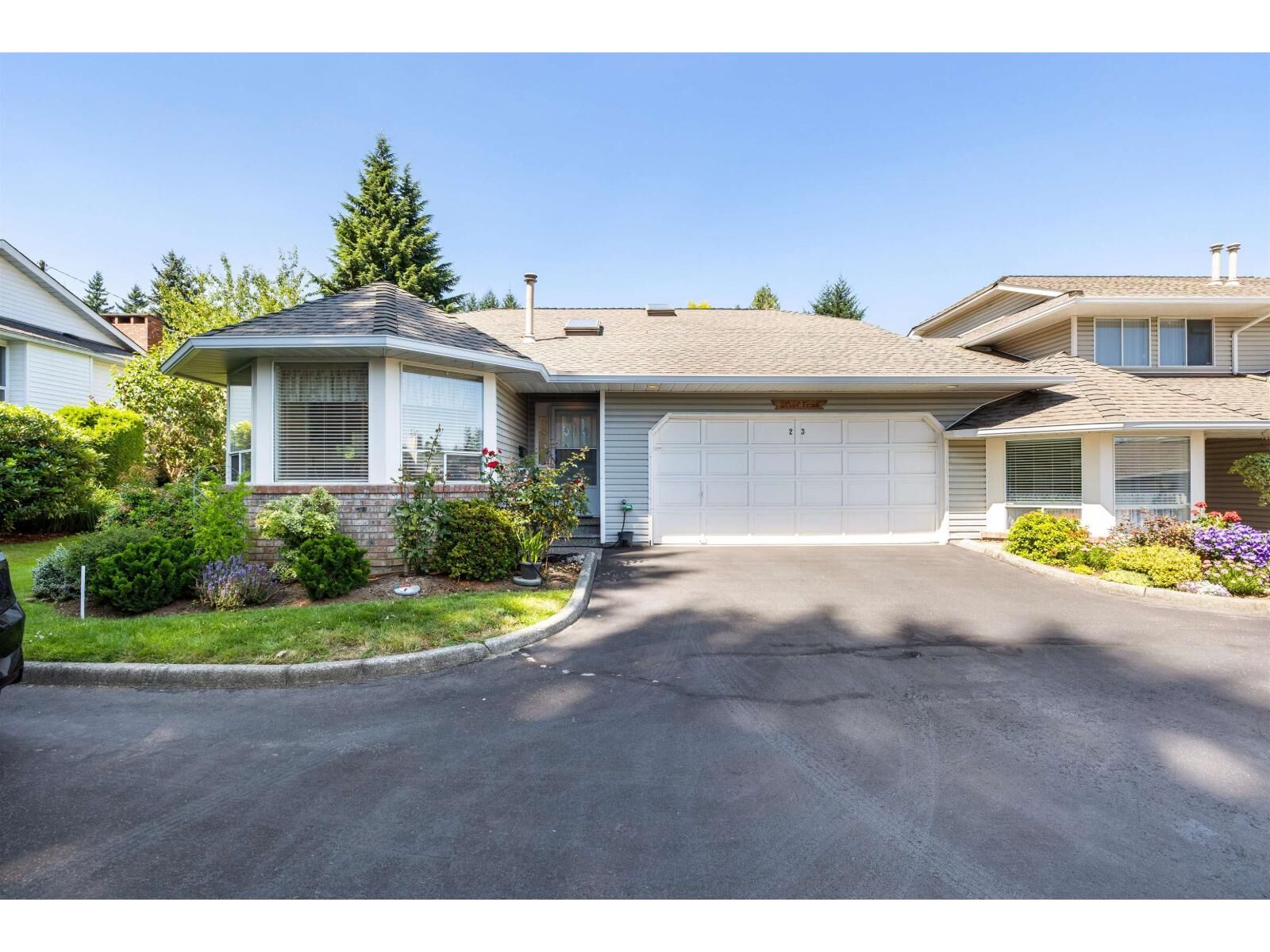 Property Photo:  32615 Murray Avenue 23  BC V2T 4T8 
