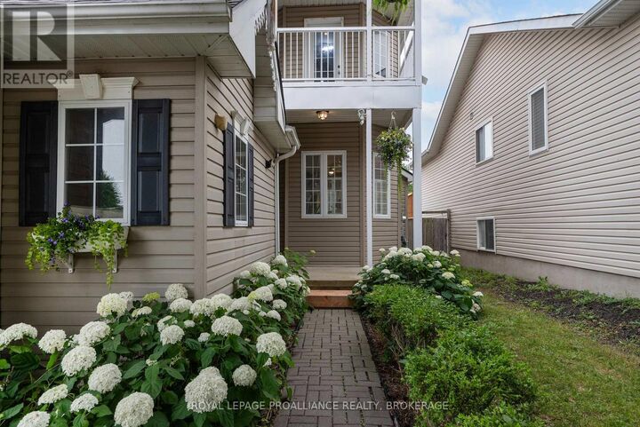 Property Photo:  440 Conservatory Drive  ON K7M 9C7 