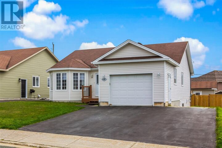 Property Photo:  185 Elizabeth Drive  NL A1L 0L8 