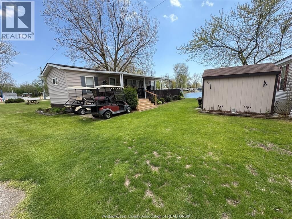 Property Photo:  16 Mulberry Lane  ON N0P 2G0 