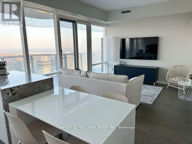 Property Photo: 1 Bloor Street East 6202 ON M4W 0A8