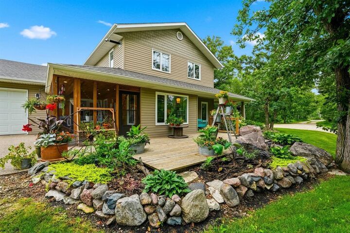 Property Photo: 68130 Mile 43 Road East MB R0E 0C0