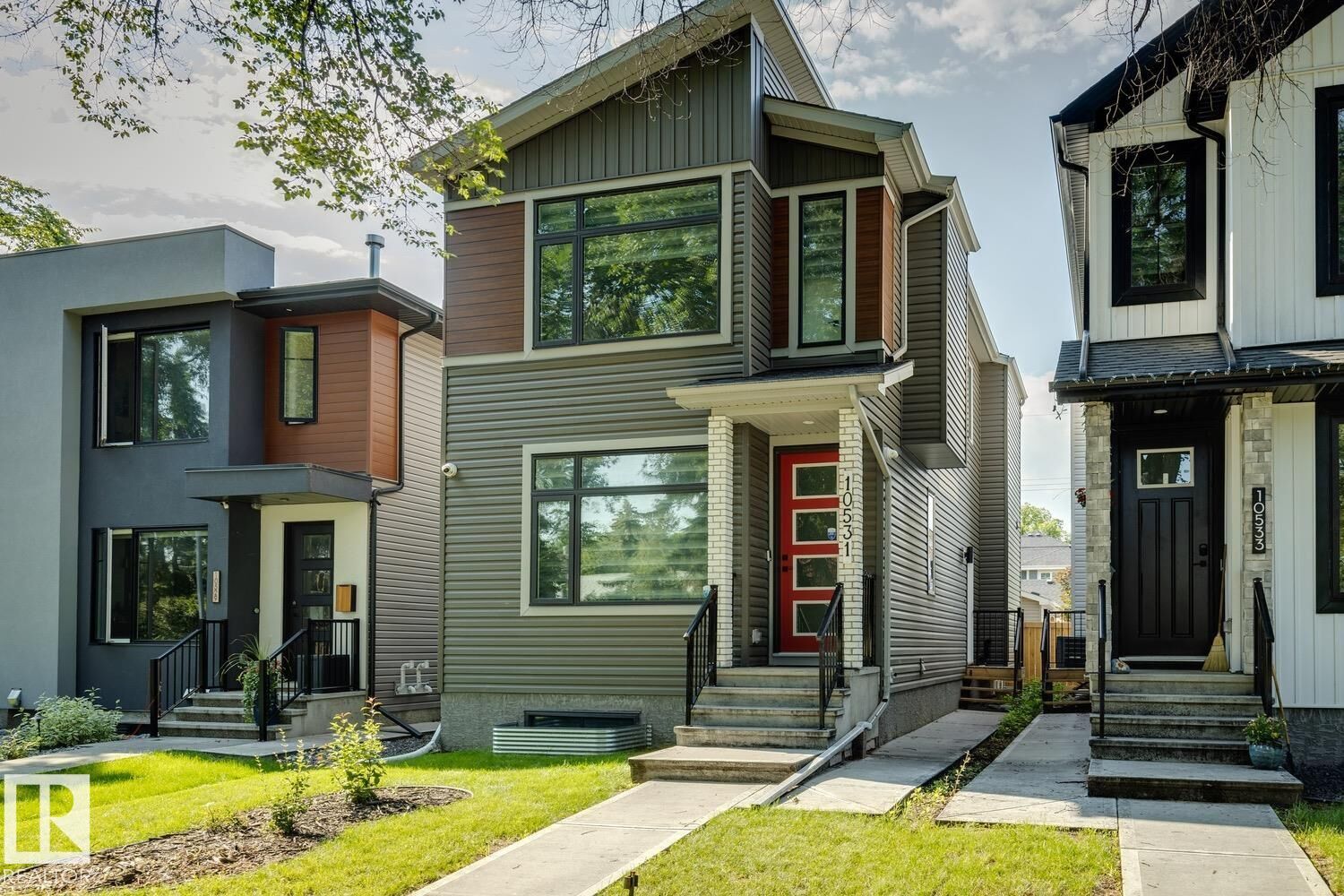 Property Photo: 10531 67 Avenue NW AB T6H 1Z4