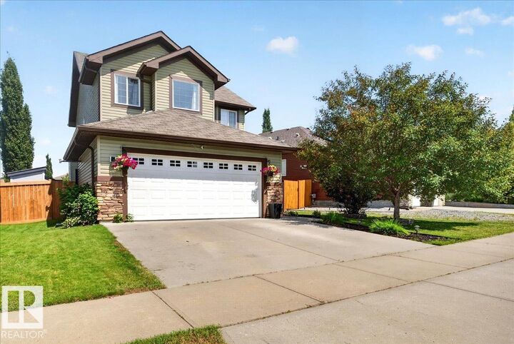 Property Photo: 78 Cranberry Bend AB T8L 0K4
