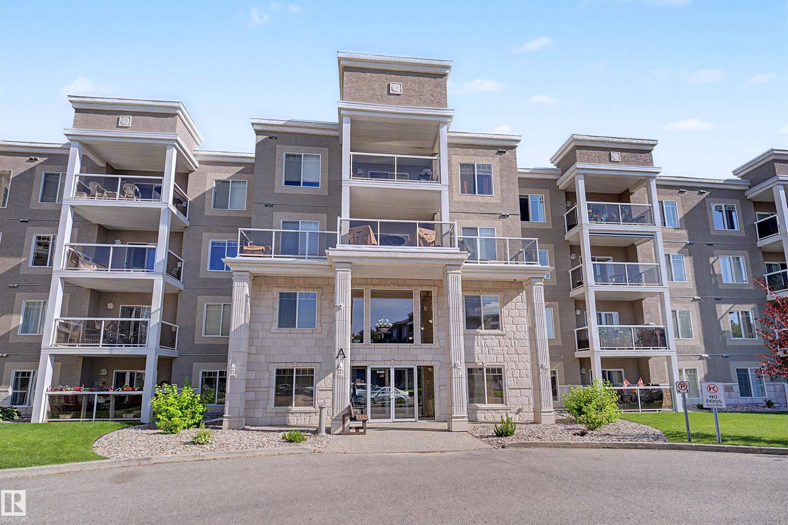 Property Photo:  231 78 A McKenney Avenue 231  AB T8N 7E6 