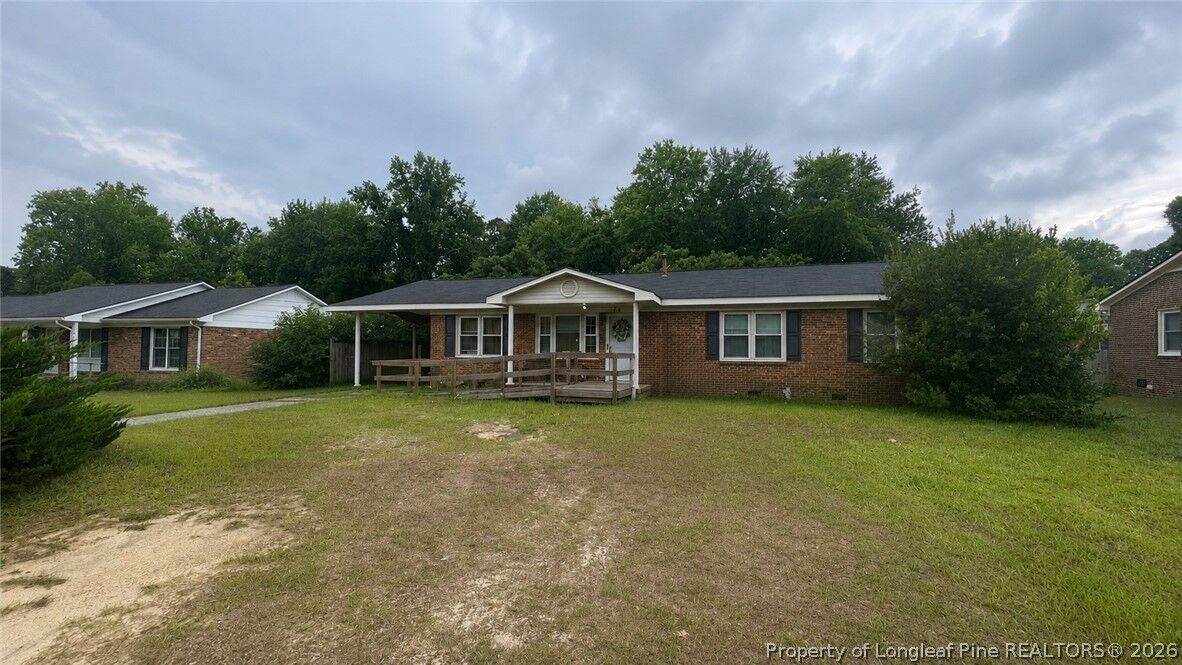 Property Photo: 1326 Chilton Drive NC 28314