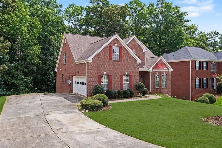 Property Photo: 2871 Weatherstone Circle SE GA 30094