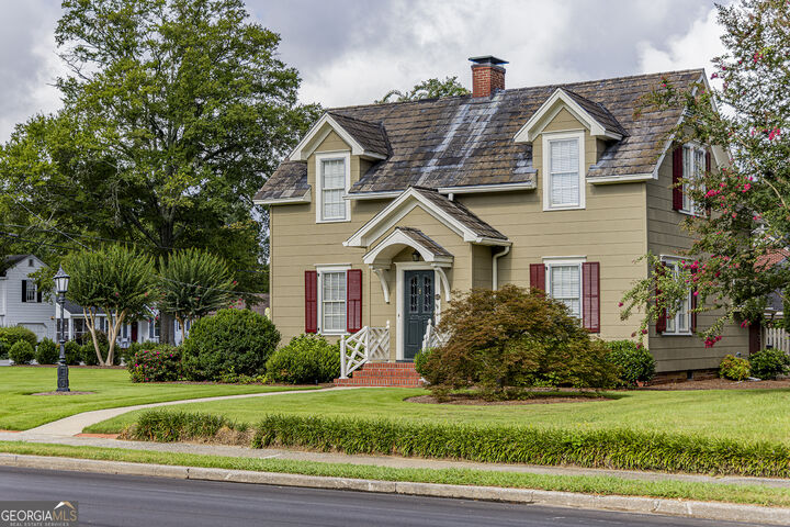 Property Photo:  403 N College Street  GA 30125 