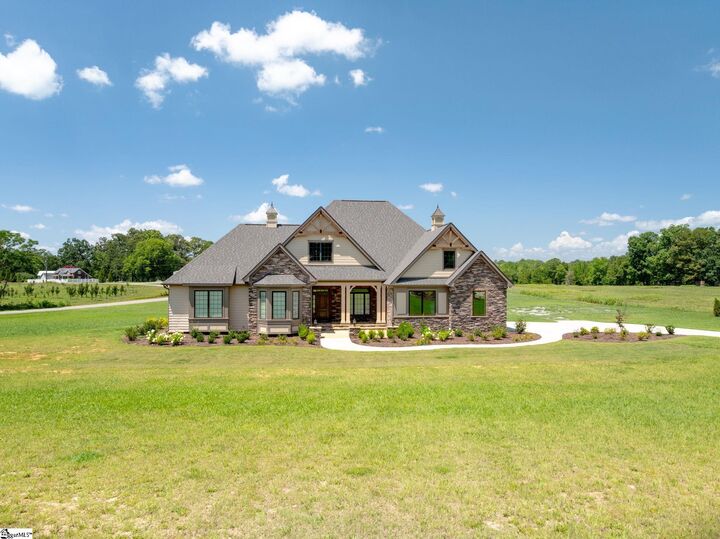 Property Photo: 10445 New Cut Road SC 29322