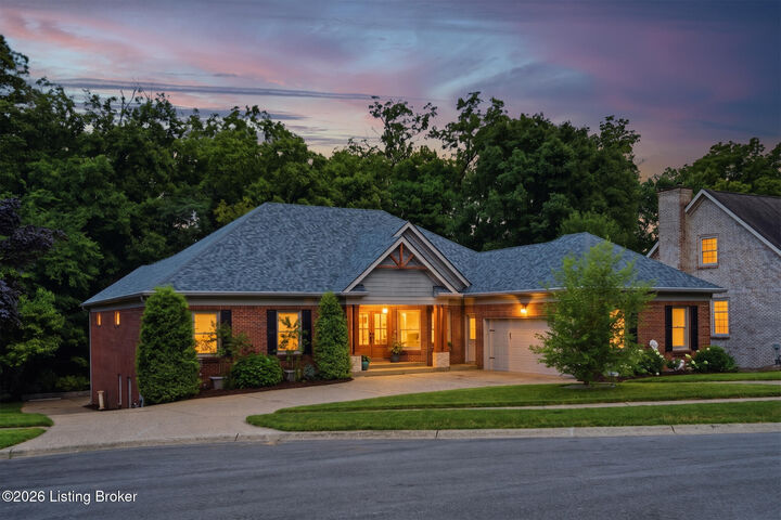 Property Photo:  10316 Carriage House Ct  KY 40223 