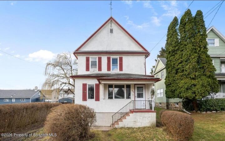 Property Photo:  1413 Bulwer Street Unit 2  PA 18504 
