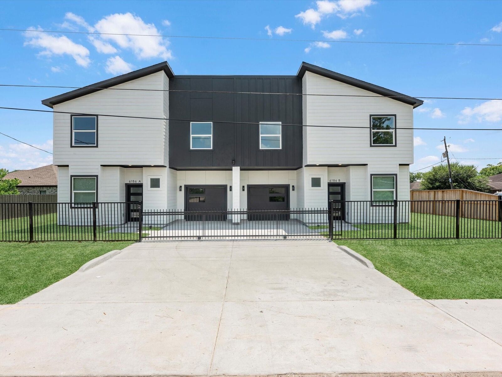Property Photo:  6186 Eastland Street A/B  TX 77028 