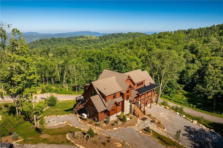 Property Photo: 635 Talon Trail NC 28622
