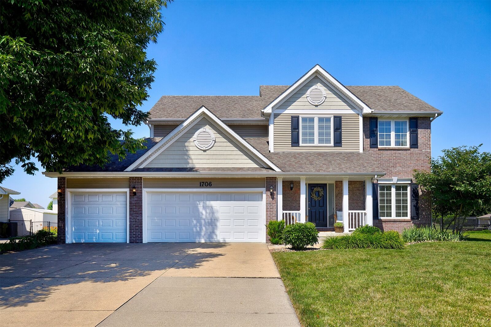 Property Photo:  1706 NE Keystone Drive  IA 50021 