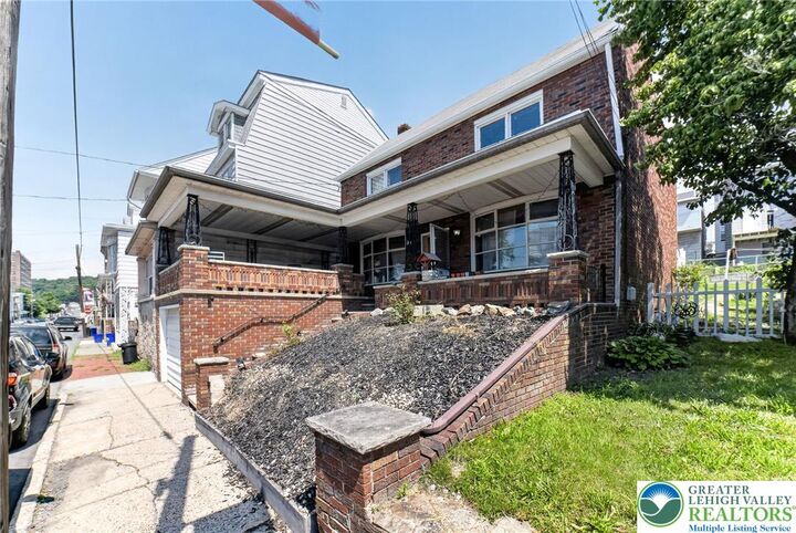 Property Photo:  128 North Street  PA 17954 