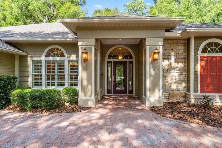 Property Photo:  6415 SW 88th Terrace  FL 32608 