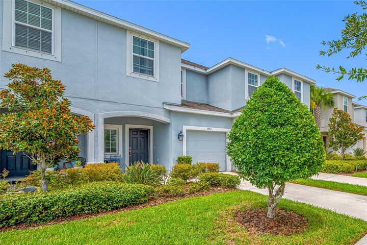 Property Photo:  7932 Evergreen Creek Court  FL 33578 