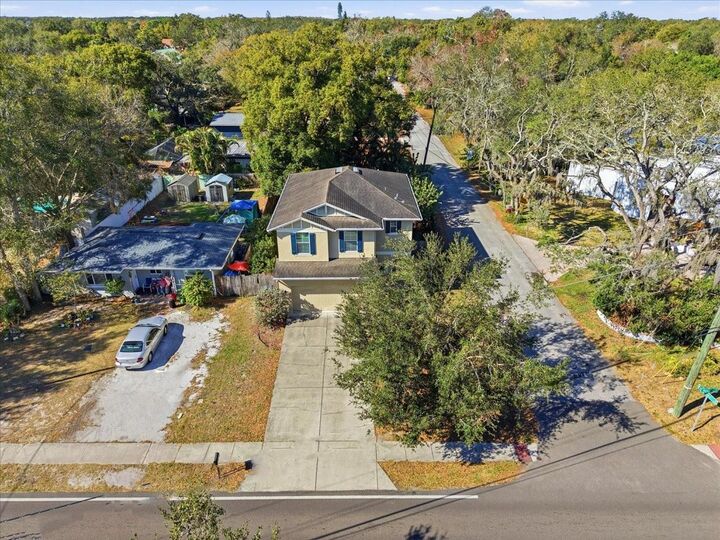 Property Photo:  12330 N Rome Avenue  FL 33612 