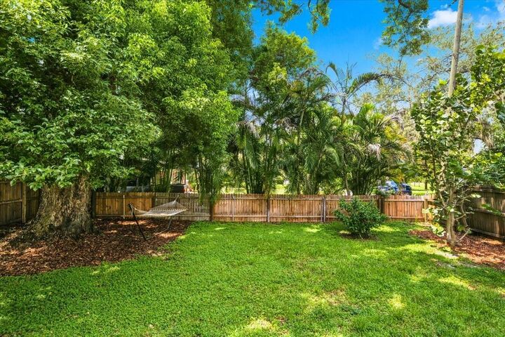 Property Photo:  12330 N Rome Avenue  FL 33612 