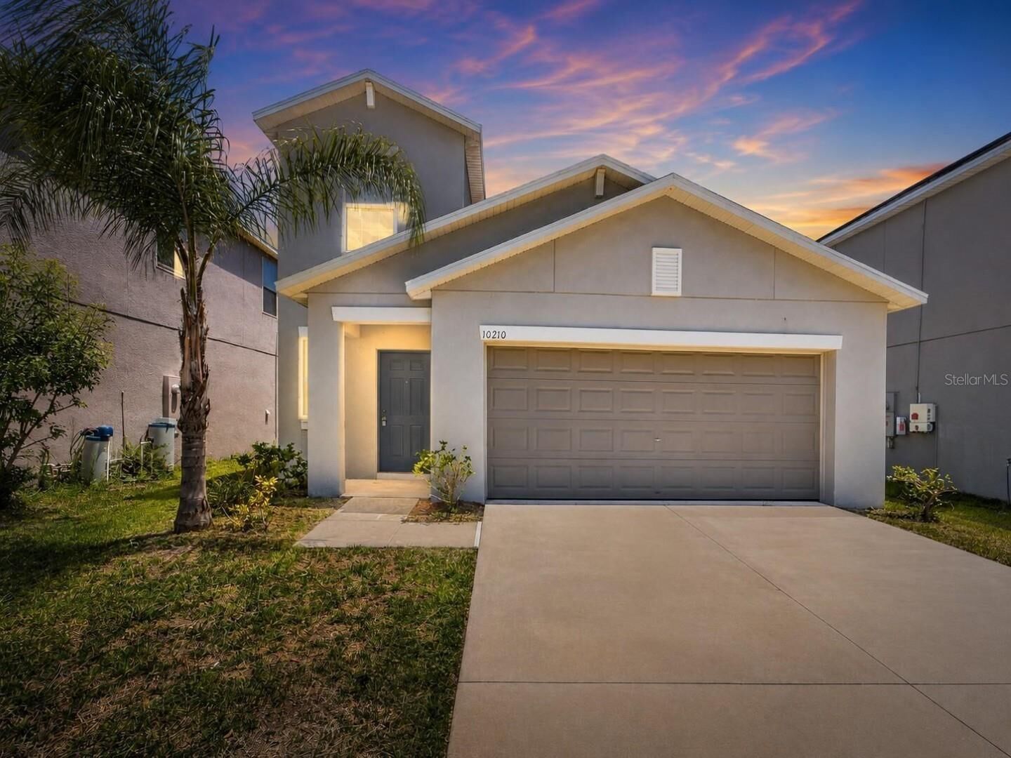 Property Photo:  10210 Boggy Moss Drive  FL 33578 