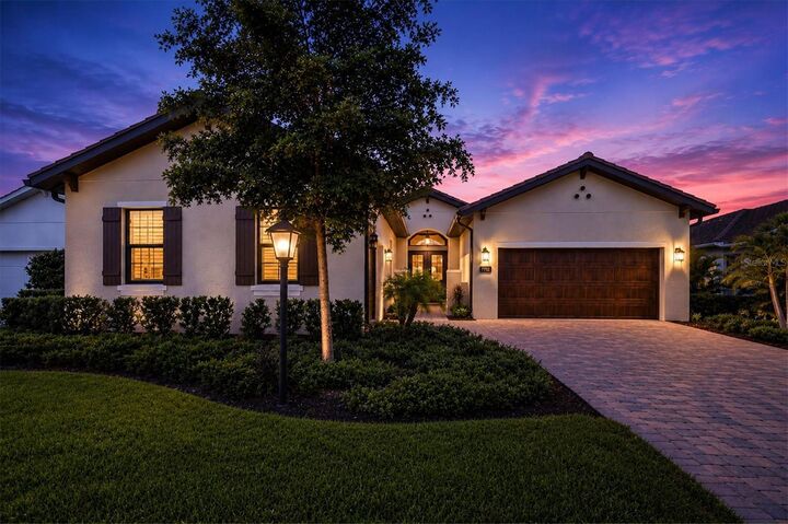 Property Photo: 7712 Sandhill Lake Drive FL 34241