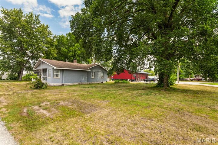 Property Photo: 109 Walnut Street MO 63369
